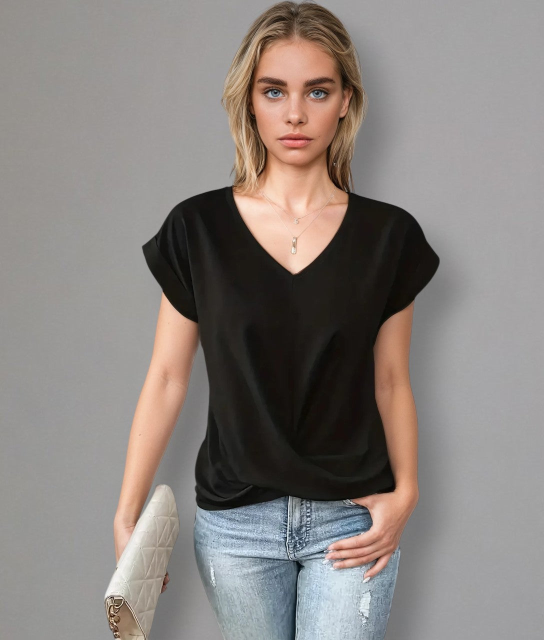 Bleuor™ | Elegantes Shirt mit romantischem Ausschnitt