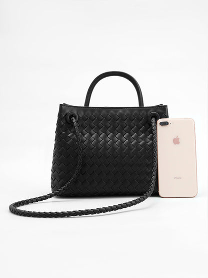 Bleuor™ | Tasche mit metallisiertem, gedrehtem Griffdetail
