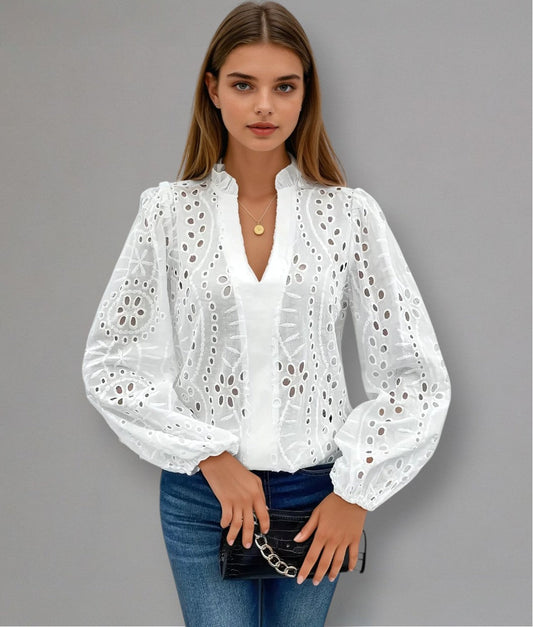 Bleuor™ | Elegante Bluse mit Blumenstickerei