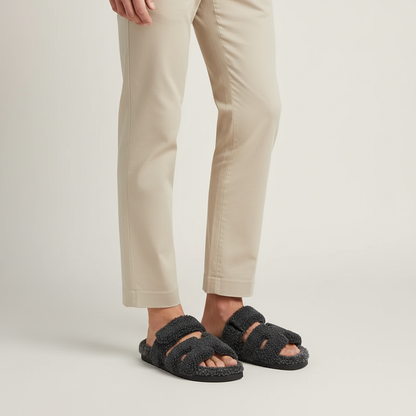 Sandalen Roma – Graues Fell / Winter Edition